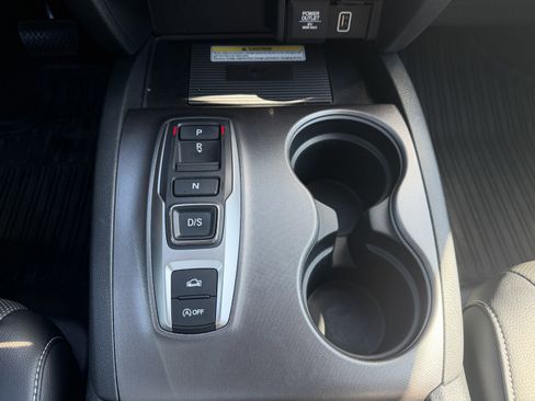 Used 2023 Honda Ridgeline RTL-E image 32