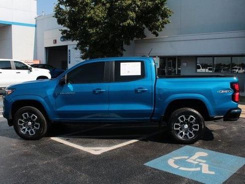 Used 2023 Chevrolet Colorado LT w/ LT Convenience Package III image 11