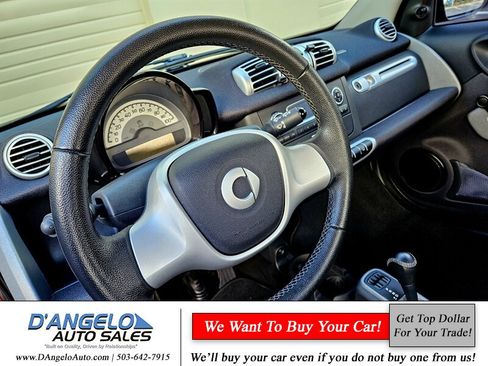 Used 2013 smart fortwo pure image 28