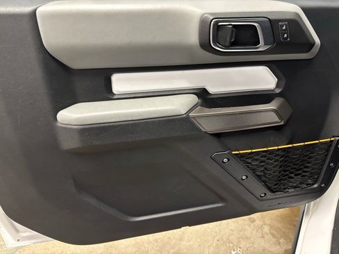 Used 2022 Ford Bronco Badlands image 17