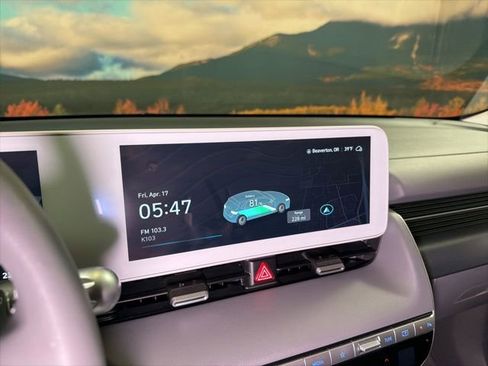 Used 2024 Hyundai Ioniq 5 SEL image 30