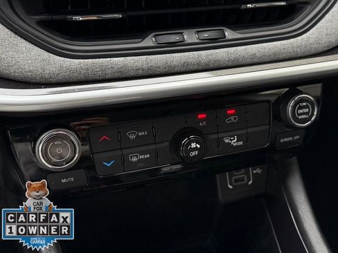 Used 2022 Jeep Compass Latitude image 17