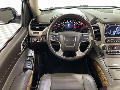 Used 2016 GMC Yukon Denali w/ Open Road Package AWD/4WD image 31