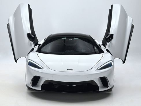 Used 2025 McLaren GTS image 8