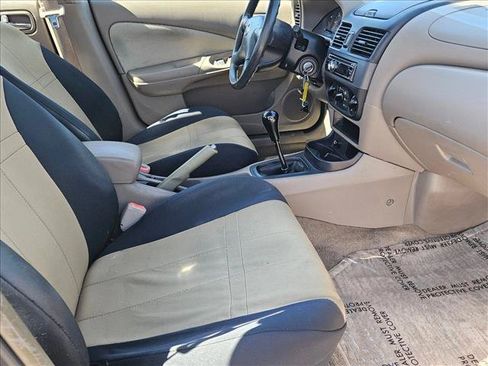 Used 2004 Nissan Sentra S FWD image 18