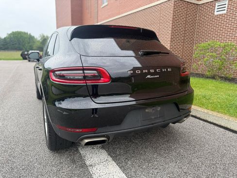 Used 2017 Porsche Macan AWD/4WD image 12