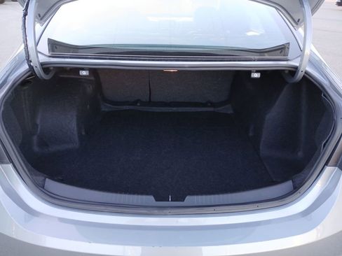 Used 2024 Chevrolet Malibu LT image 26