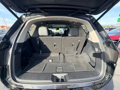 Used 2025 Honda Pilot Touring image 28