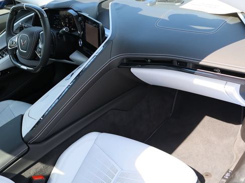 Certified 2025 Chevrolet Corvette E-Ray AWD/4WD image 34