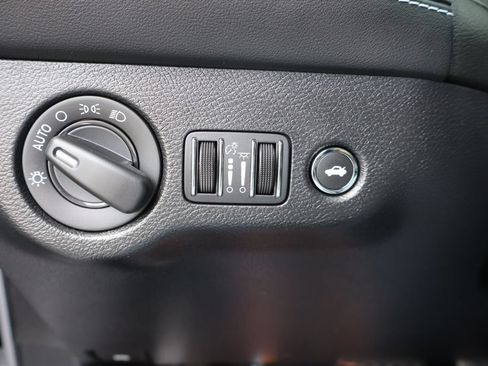 Used 2023 Dodge Challenger SRT Hellcat w/ Driver Convenience Group RWD image 17