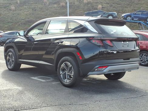 New 2026 Hyundai Tucson Blue SE AWD/4WD image 4