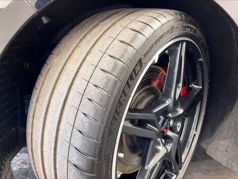 Used 2020 Chevrolet Corvette Stingray Preferred Cpe w/ 2LT Preferred Equipment Group image 31