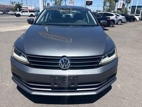 Used 2017 Volkswagen Jetta S FWD image 3