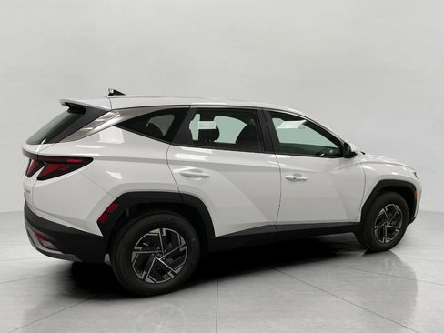 New 2026 Hyundai Tucson Blue SE w/ Tow & Go Package image 2
