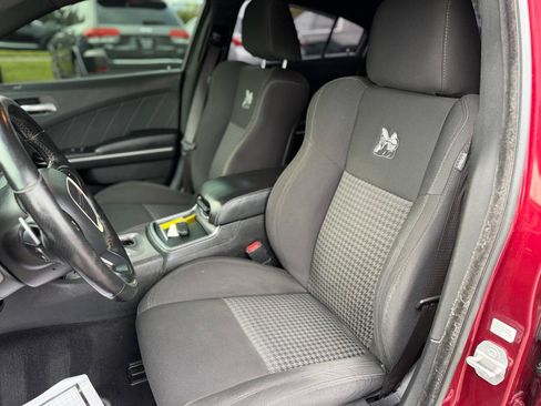 Used 2019 Dodge Charger Scat Pack RWD image 21