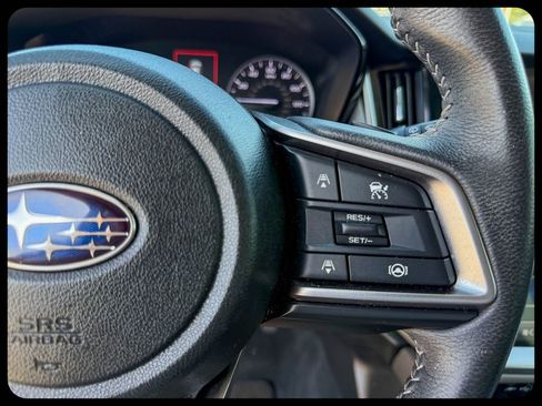 Used 2024 Subaru Outback Premium AWD/4WD image 30