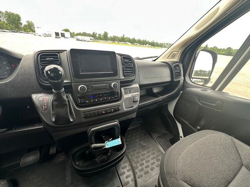 Used 2023 RAM ProMaster 2500 w/ Safety Group (A) FWD image 16