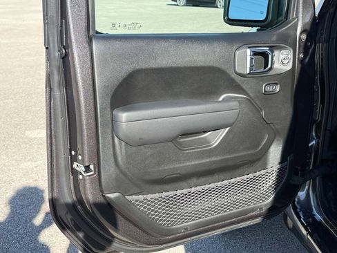 New 2026 Jeep Wrangler Sport S image 19