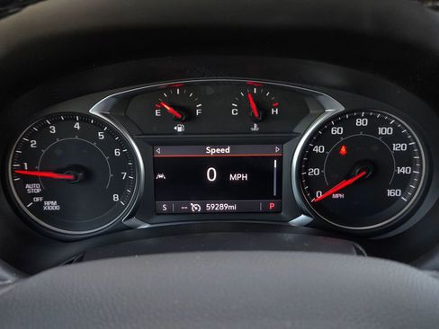 Used 2024 GMC Terrain SLT AWD/4WD image 24