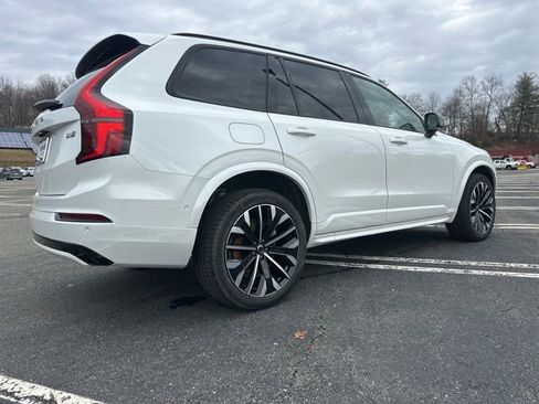 New 2026 Volvo XC90 B6 Ultra w/ Protection Package AWD/4WD image 8