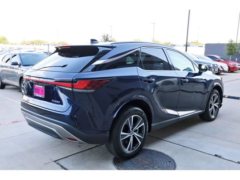 Used 2023 Lexus RX 350 Premium w/ Cold Area Package FWD image 8