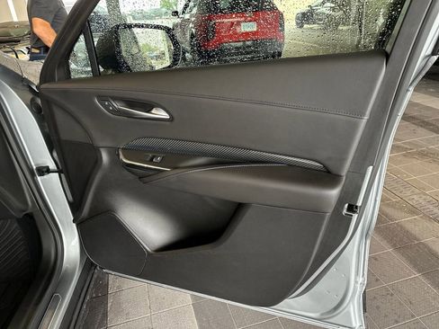 Used 2025 Cadillac XT4 Sport FWD image 33