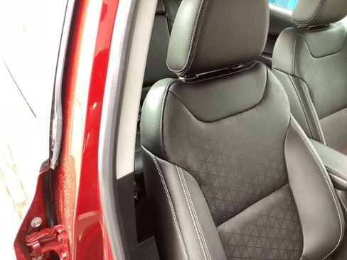 Used 2022 Chevrolet Bolt LT image 17