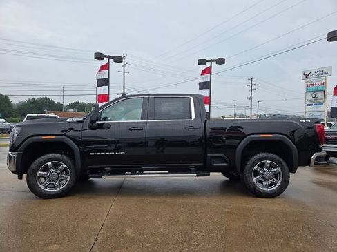 New 2026 GMC Sierra 2500 SLE AWD/4WD image 13