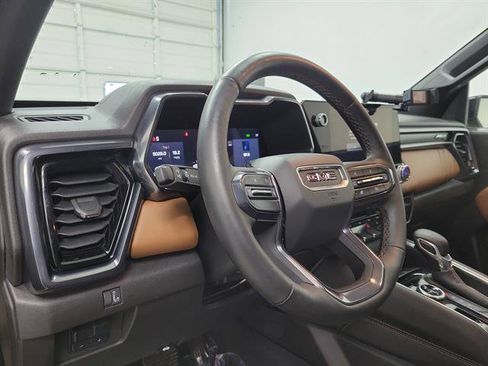 Used 2024 GMC Canyon AT4 w/ AT4 Premium Package image 20