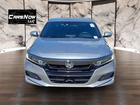 Used 2019 Honda Accord Sport image 2