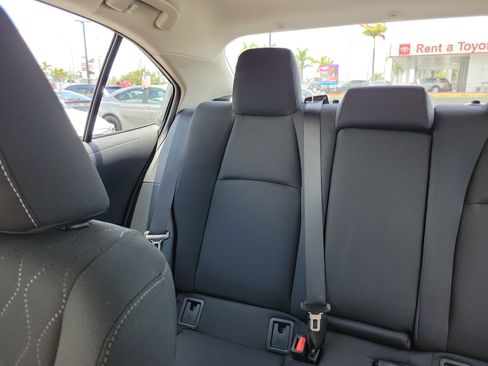 Used 2025 Toyota Corolla LE w/ Convenience Package FWD image 20