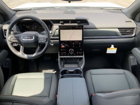 New 2026 GMC Terrain AT4 w/ LPO, Floor Liner Package AWD/4WD image 47