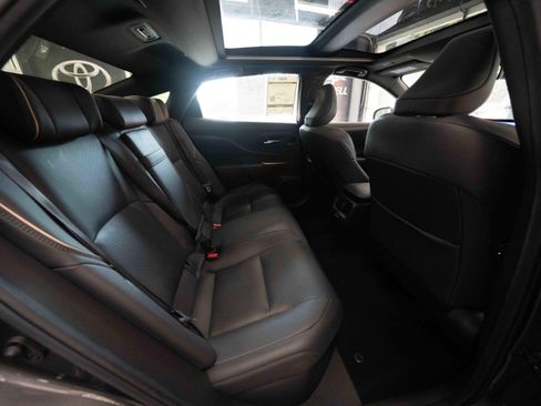 Used 2023 Toyota Crown AWD/4WD image 24