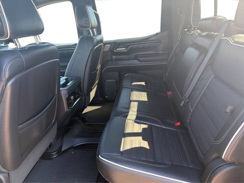 Used 2023 GMC Sierra 1500 AT4X AWD/4WD image 10