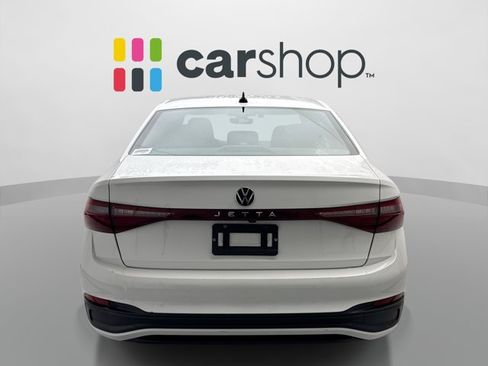 Used 2025 Volkswagen Jetta Sport FWD image 4
