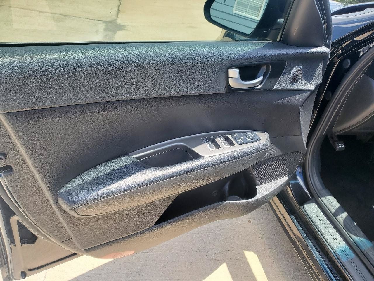 Used 2020 Kia Optima LX FWD image 15