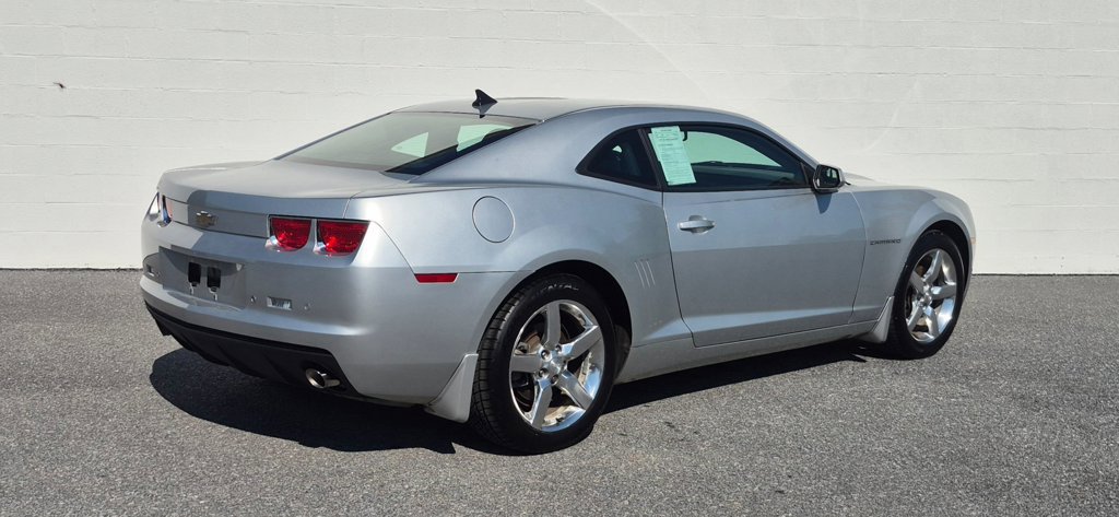 Used 2011 Chevrolet Camaro LT RWD image 11