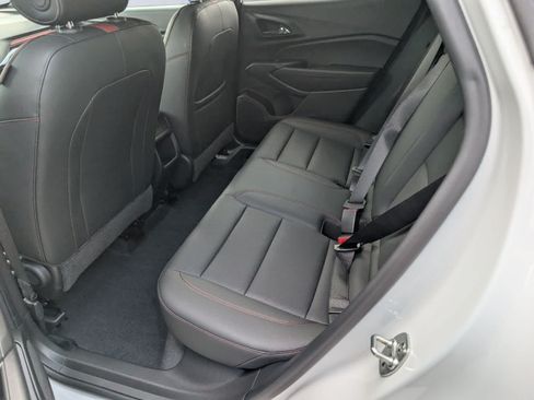 Used 2025 Chevrolet Trax RS w/ Driver Confidence Package FWD image 14