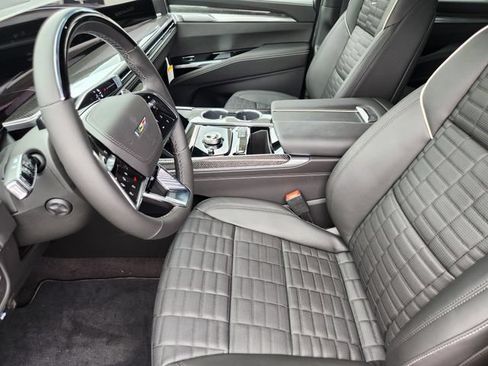 New 2026 Cadillac Escalade V AWD/4WD image 9