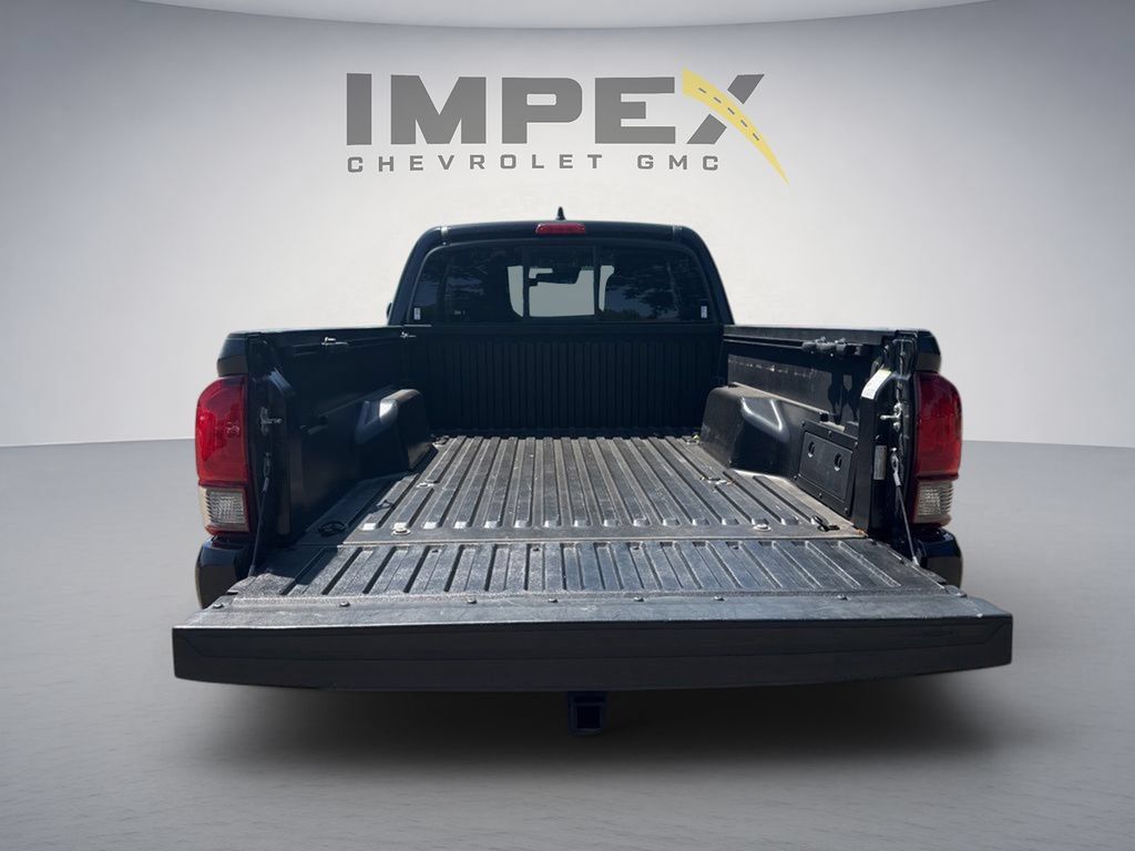 Used 2023 Toyota Tacoma SR AWD/4WD image 24