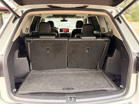 Used 2024 Volkswagen Atlas SEL Premium R-Line AWD/4WD image 23