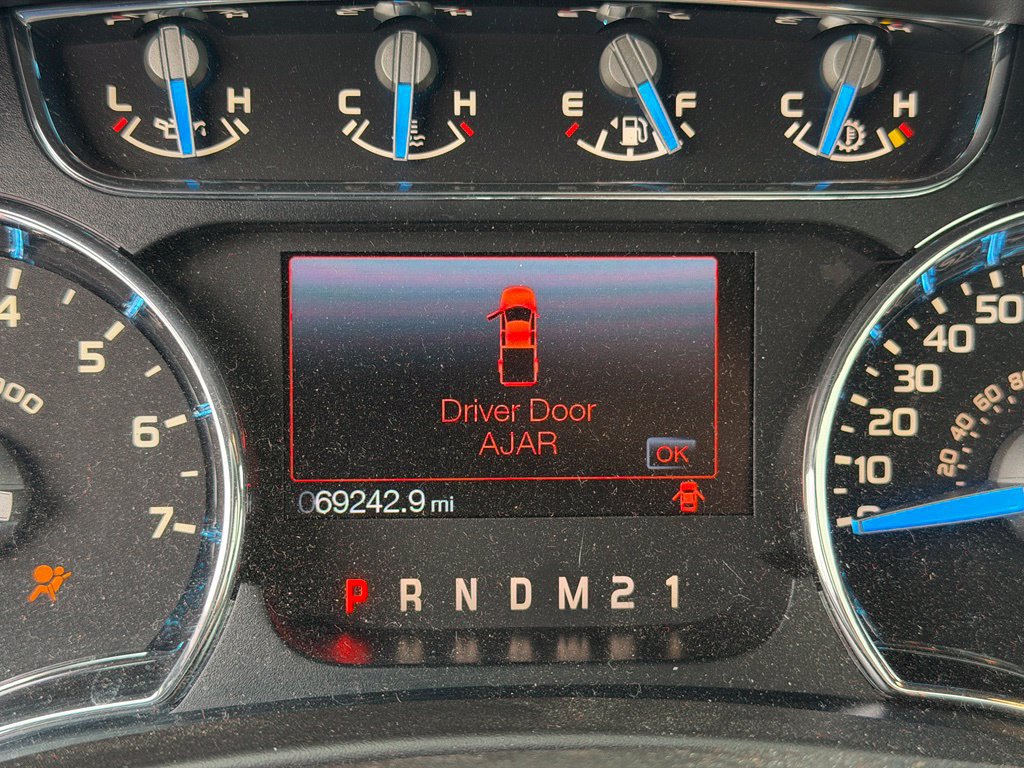 Used 2014 Ford F150 Lariat w/ Equipment Group 502A Luxury AWD/4WD image 2