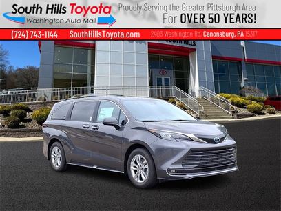 New 2025 Toyota Sienna XLE