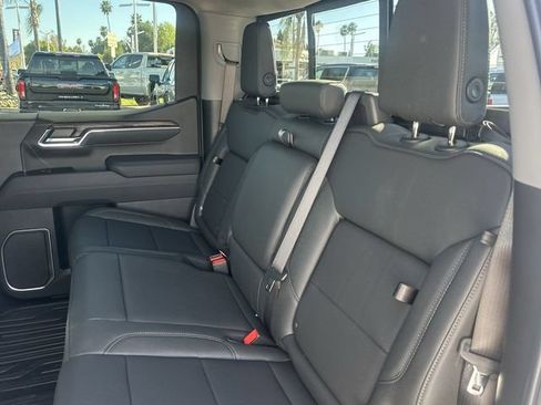 New 2026 GMC Sierra 1500 SLT w/ SLT Premium Package AWD/4WD image 26