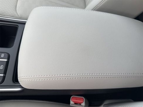 New 2025 Kia Sorento S image 41