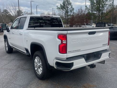 Used 2022 Chevrolet Silverado 2500 High Country w/ Z71 Off-Road Package image 7