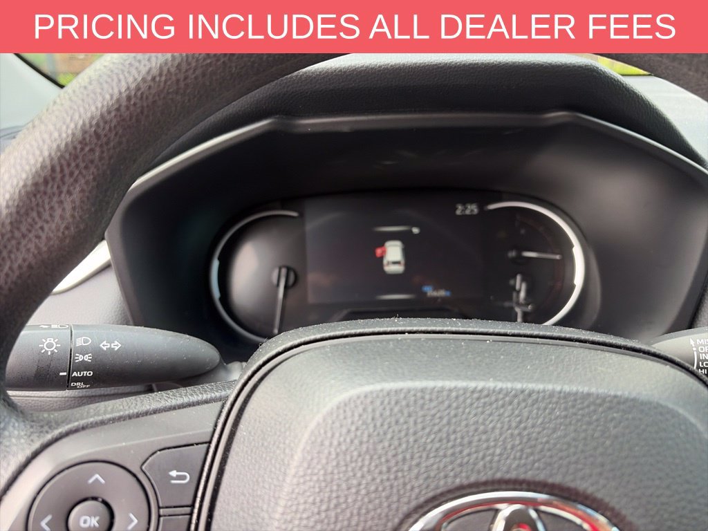 Used 2023 Toyota RAV4 XLE FWD image 18