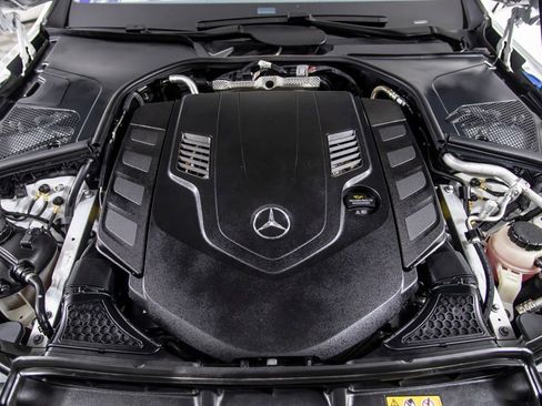 Used 2024 Mercedes-Benz S 580 4MATIC Sedan image 42