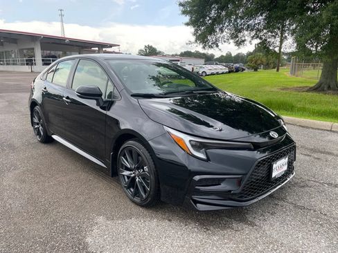 New 2026 Toyota Corolla SE FWD image 1