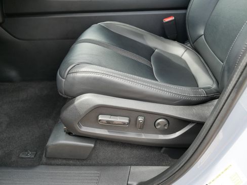 Used 2023 Honda Pilot Touring image 20